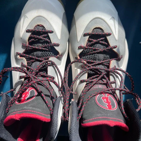 Nike Lil Penny Posite Sneakers White Gray Red 9.5 Mens - Picture 12 of 14